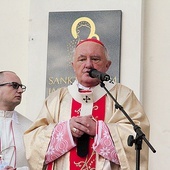 	W tym roku rekolekcje w drodze odbywać się będą pod hasłem „Stworzył i posłał ich”. 