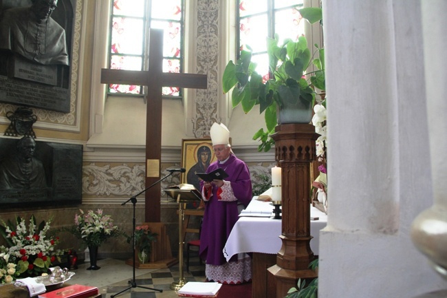 Msza św. w intencji abp. Zygmunta Zimowskiego