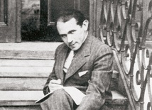 Bruno Schulz w 1935 r. w rodzinnym Drohobyczu.