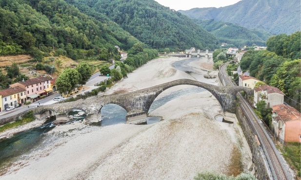 Modlitwa o deszcz nad brzegiem Padu