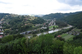 Poprad zamiast na południe Europy płynie na północ.