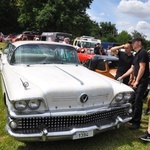 Zlot oldtimerów i święcenie pojazdów w Sławikowie