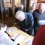 Zbiórka podpisów w Skrzyszowie