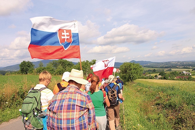 ▲	Uczestnicy podzieleni są na grupy językowe.