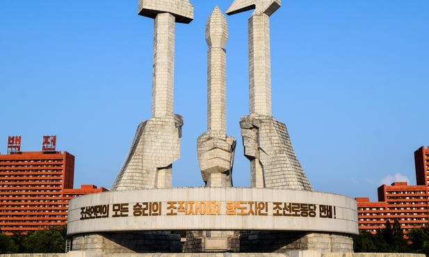 Media: Korea Północna może wysłać swoich obywateli do odbudowy zajętego przez Rosję Donbasu