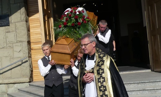 Pogrzeb śp. Marii Ciurli - gospodyni leśniańskiej parafii z 21-letnim stażem