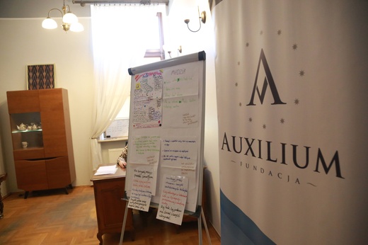 Fundacja "Auxilium" na pomoc dziecioom i młodzieży