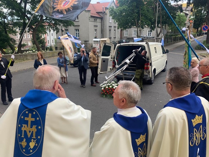 Zakończenie peregrynacji obrazu MB Łaskawej w diecezji świdnickiej