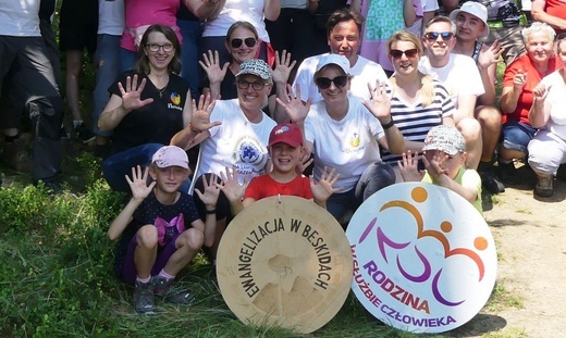 10. Ewangelizacja w Beskidach - Słowianka 2022