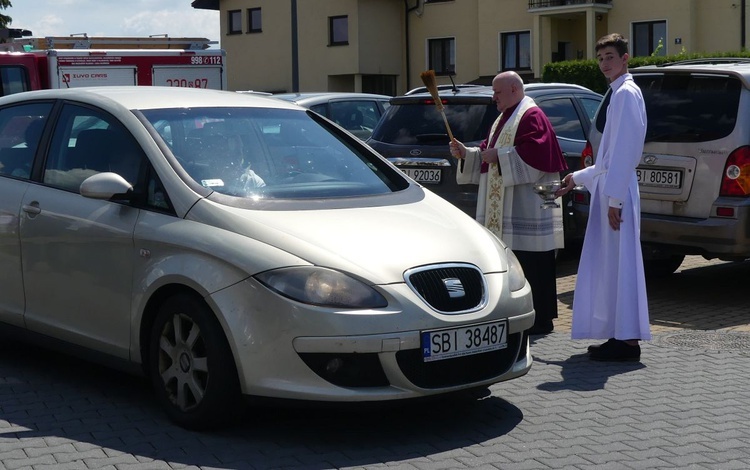 Kierowcy u św. Józefa Bilczewskiego w Wilamowicach