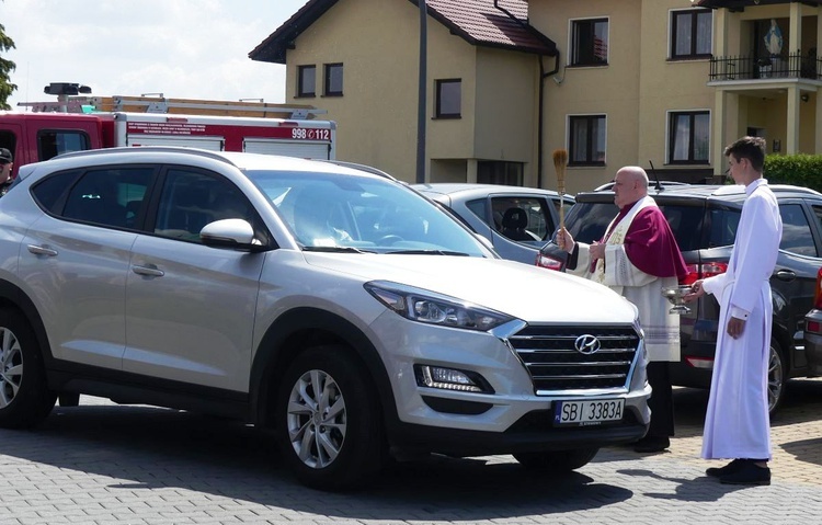 Kierowcy u św. Józefa Bilczewskiego w Wilamowicach