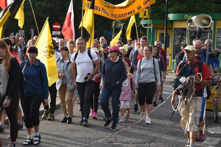 Wyruszyła 41. Kaszubska Piesza Pielgrzymka na Jasną Górę