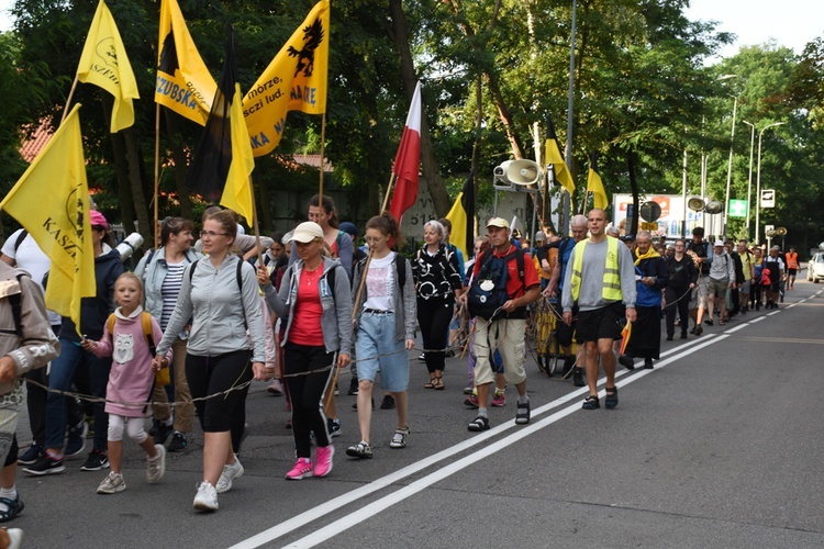 Wyruszyła 41. Kaszubska Piesza Pielgrzymka na Jasną Górę