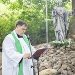 Lasek Miłosierdzia Bożego i Zakątek świętych Joachima i Anny, cz. 1