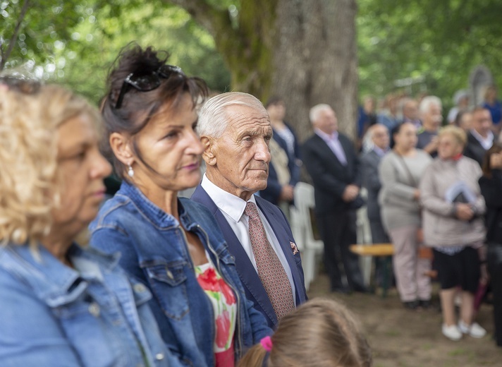 Lasek Miłosierdzia Bożego i Zakątek świętych Joachima i Anny, cz. 1