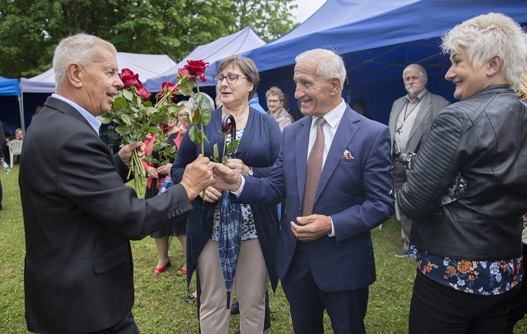 Lasek Miłosierdzia Bożego i Zakątek świętych Joachima i Anny, cz. 2