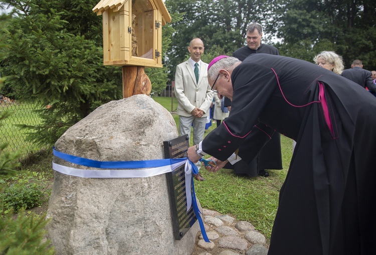 Lasek Miłosierdzia Bożego i Zakątek świętych Joachima i Anny, cz. 2