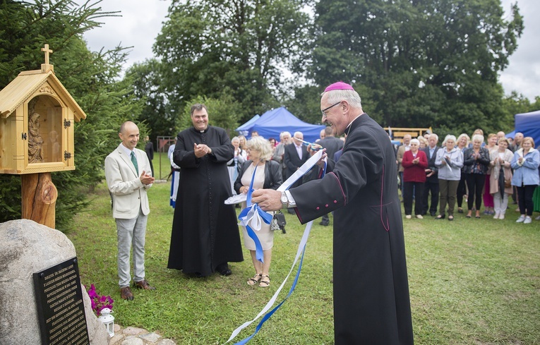 Lasek Miłosierdzia Bożego i Zakątek świętych Joachima i Anny, cz. 2