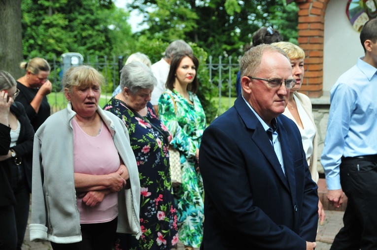 Procesja odpustowa w Motyczu