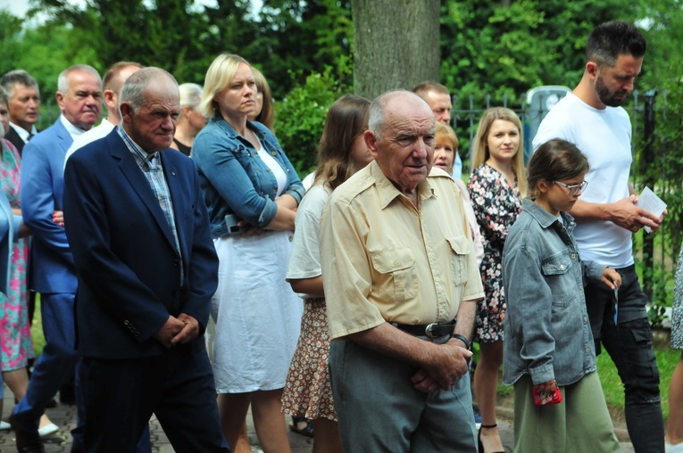 Procesja odpustowa w Motyczu