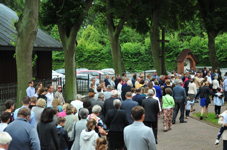 Procesja odpustowa w Motyczu