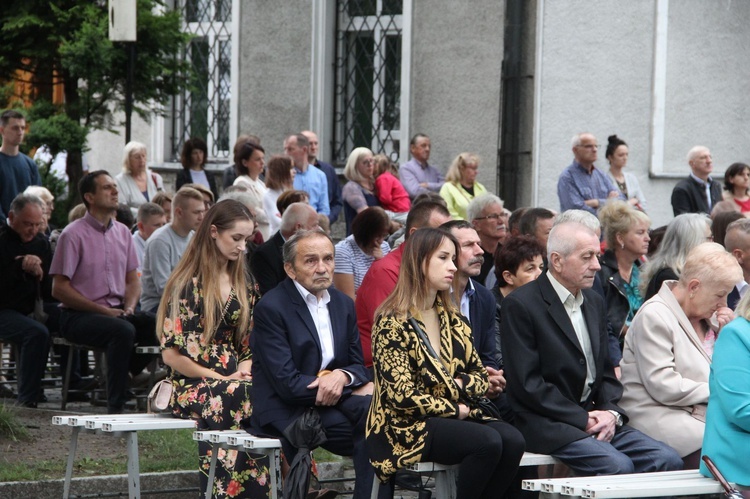 Nowy Sącz. Wielki odpust ku czci Przemienienia Pańskiego - dzień 1.