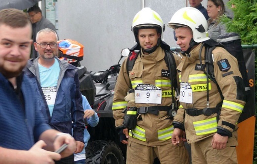 Deszczowa 12. Biesiada Rodzinna z Fundacją Krzyż Dziecka w Pisarzowicach