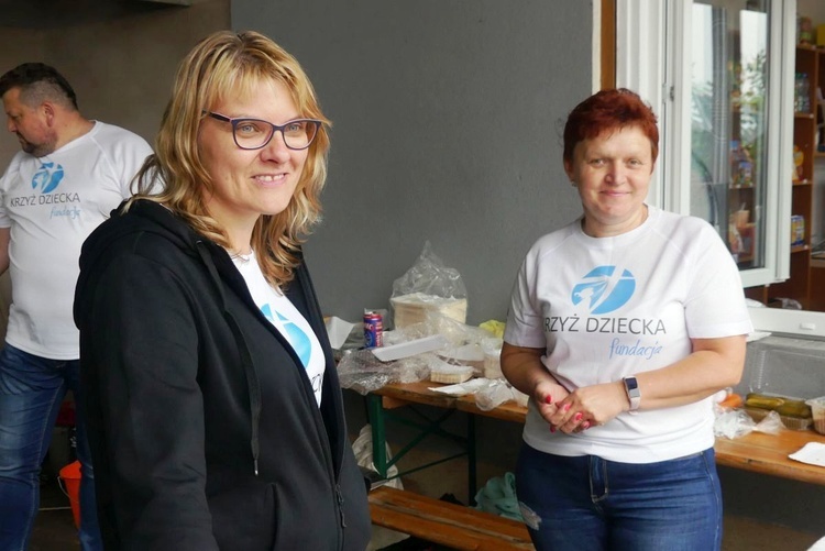 Deszczowa 12. Biesiada Rodzinna z Fundacją Krzyż Dziecka w Pisarzowicach