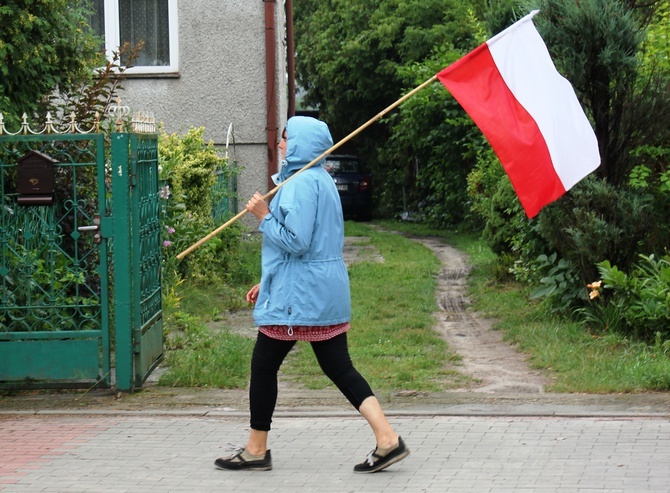 Nocą w deszczu do s. Faustyny 