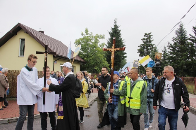 Nocą w deszczu do s. Faustyny 