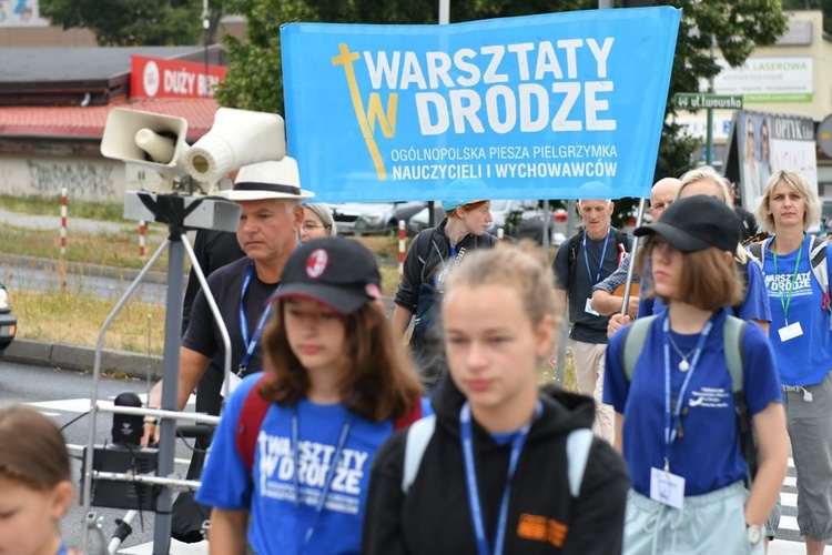 Pielgrzymka Nauczycieli i Wychowawców "Warsztaty w drodze" już na szlaku