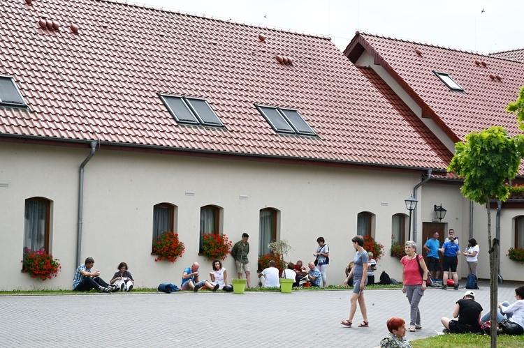 Wyjście pielgrzymki ze Skrzatusza na Jasną Górę