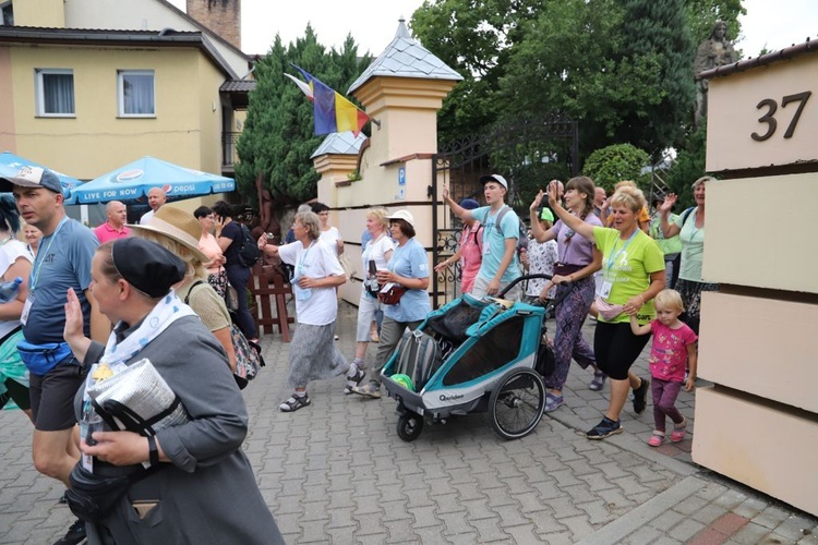 Pielgrzymkowe dziękczynienie u Pani Cierpliwie Słuchającej