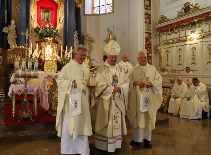 Pielgrzymkowe dziękczynienie u Pani Cierpliwie Słuchającej