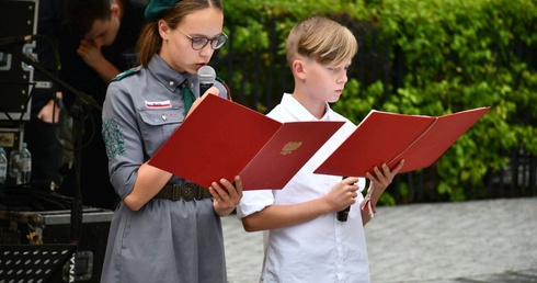 Zielona Góra. Koncert "Nie wolno ci zapomnieć" 