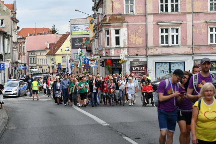 Piesza Pielgrzymka z Zielonej Góry zmierza do Czarnej Madonny