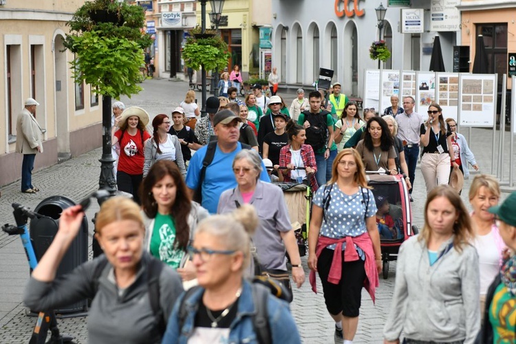 Piesza Pielgrzymka z Zielonej Góry zmierza do Czarnej Madonny