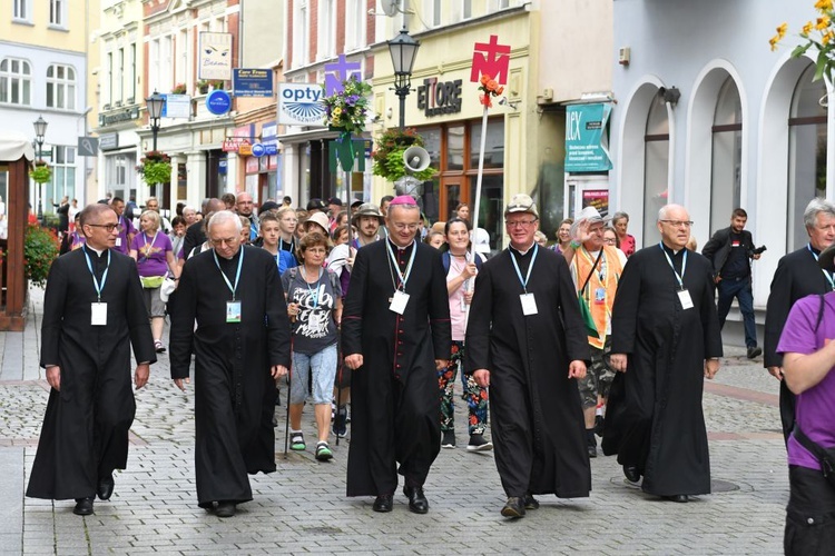 Piesza Pielgrzymka z Zielonej Góry zmierza do Czarnej Madonny