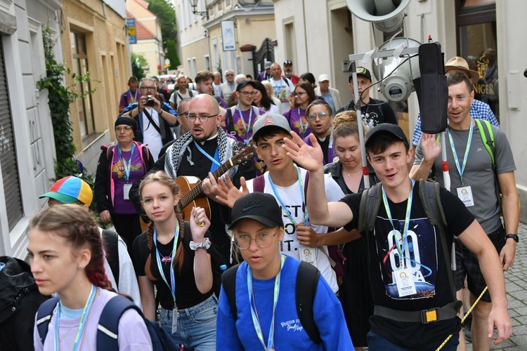 Piesza Pielgrzymka z Zielonej Góry zmierza do Czarnej Madonny