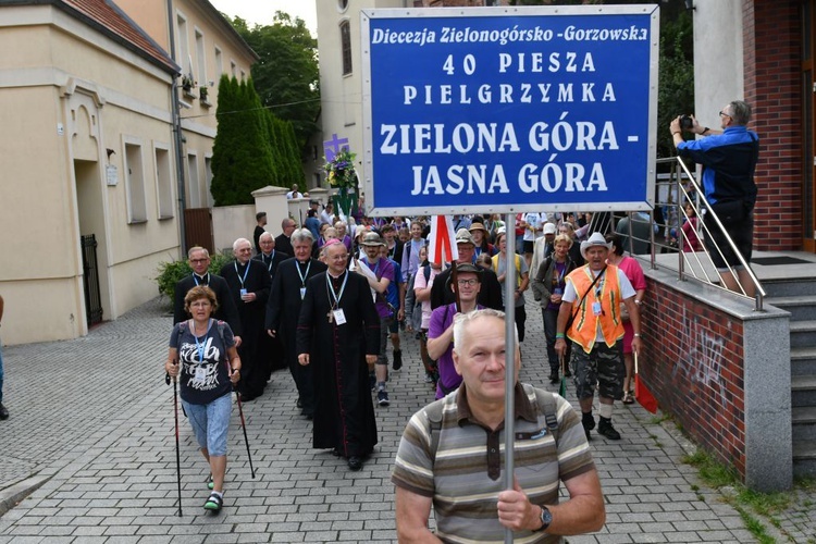 Piesza Pielgrzymka z Zielonej Góry zmierza do Czarnej Madonny