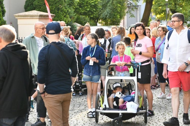 Piesza Pielgrzymka z Zielonej Góry zmierza do Czarnej Madonny