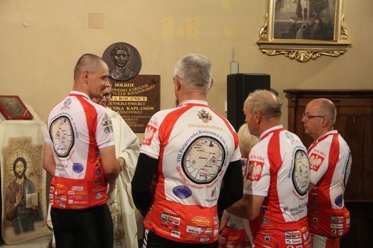 Zabawa na trasie z Giewontu na Hel