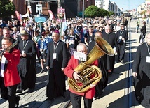 ▲	Do Częstochowy pątnicy dotrą 12 sierpnia.