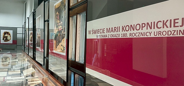 Wystawa będzie czynna do 21 sierpnia w bibliotece przy ul. Prezydenta Gabriela Narutowicza 4 w Lublinie. 