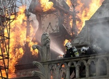 "Notre-Dame płonie" – od 19 sierpnia w polskich kinach wstrząsający film Jean-Jacquesa Annaud