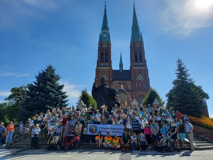 77. Rybnicka Pielgrzymka na Jasną Górę. Dzień I