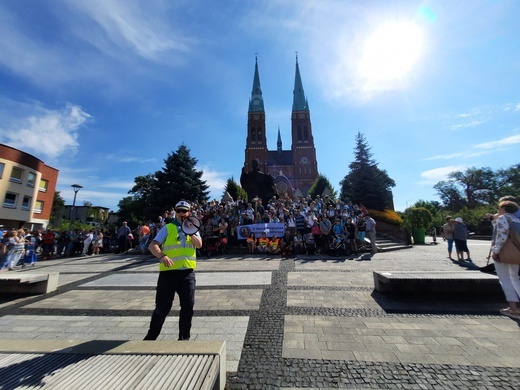 77. Rybnicka Pielgrzymka na Jasną Górę. Dzień I