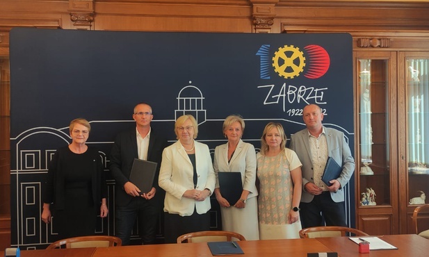 Zabrze. Miasto inwestuje w parkingi. W Helence powstanie 67 miejsc postojowych  