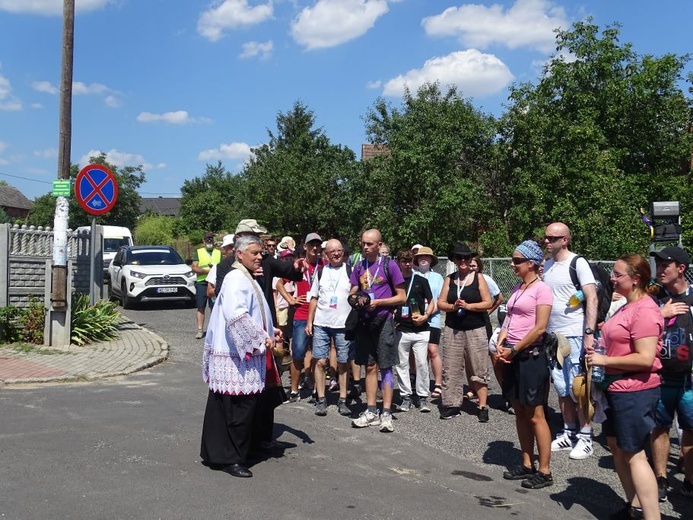 Obrazy z pątniczego szlaku na Jasną Górę