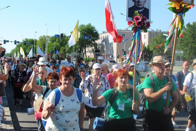 Stalowa Wola. XXXIX Piesza Pielgrzymka na Jasną Górę.